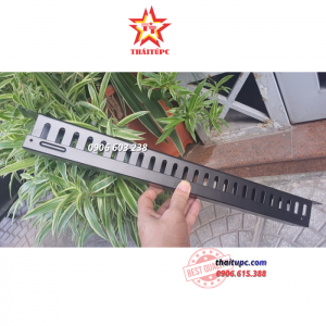 THANH QUẢN LÝ CÁP UGREEN 70424 - 24 CỔNG BỘ KẸP DÂY CHO PATCH PANEL RJ45 MANAGEMENT RACK MÀU ĐEN.